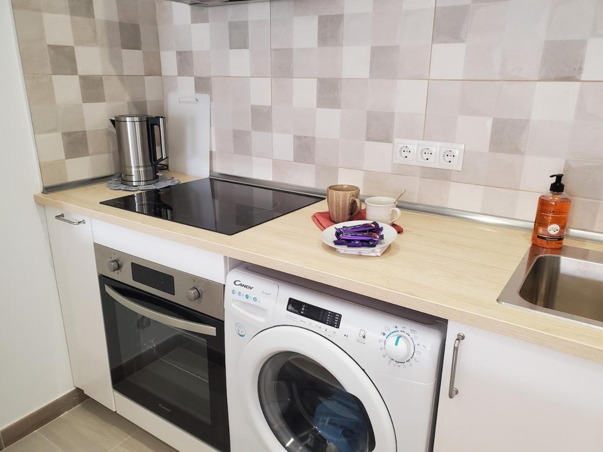 Comfortable 1 Bedroom From Home, Sunny, Sea & Mountain Views Benalmádena