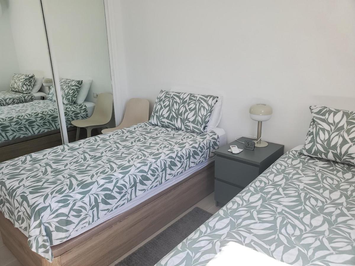 Comfortable 1 Bedroom From Home, Sunny, Sea & Mountain Views